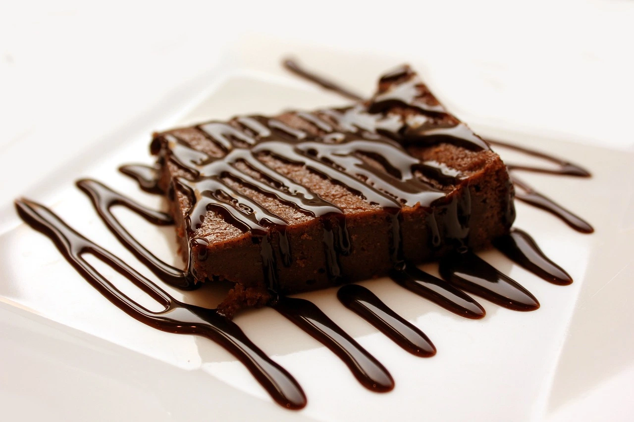 Easy Chocolate Brownie - Tasty Food Ebook