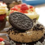 Chocolate cupcake with Oreo frosting